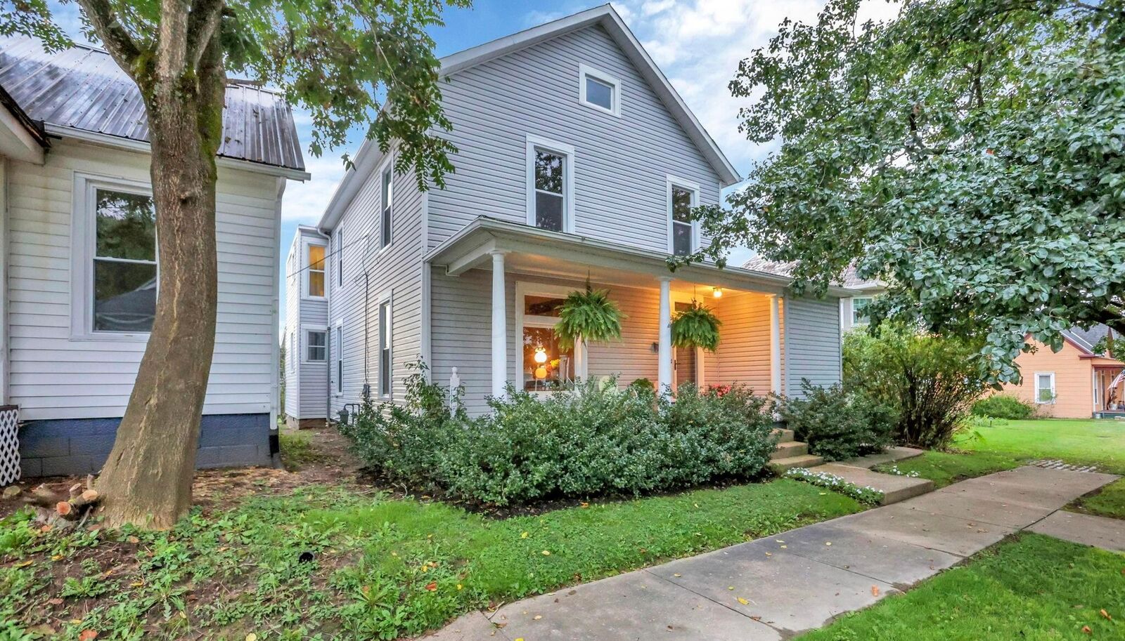 Property Photo:  236 Eastern Avenue  OH 43764 