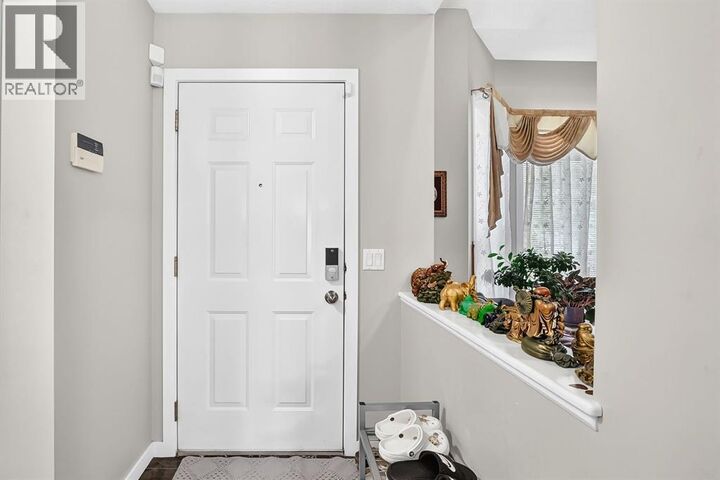 Property Photo:  159 Erin Grove Southeast  AB T2B 3L2 