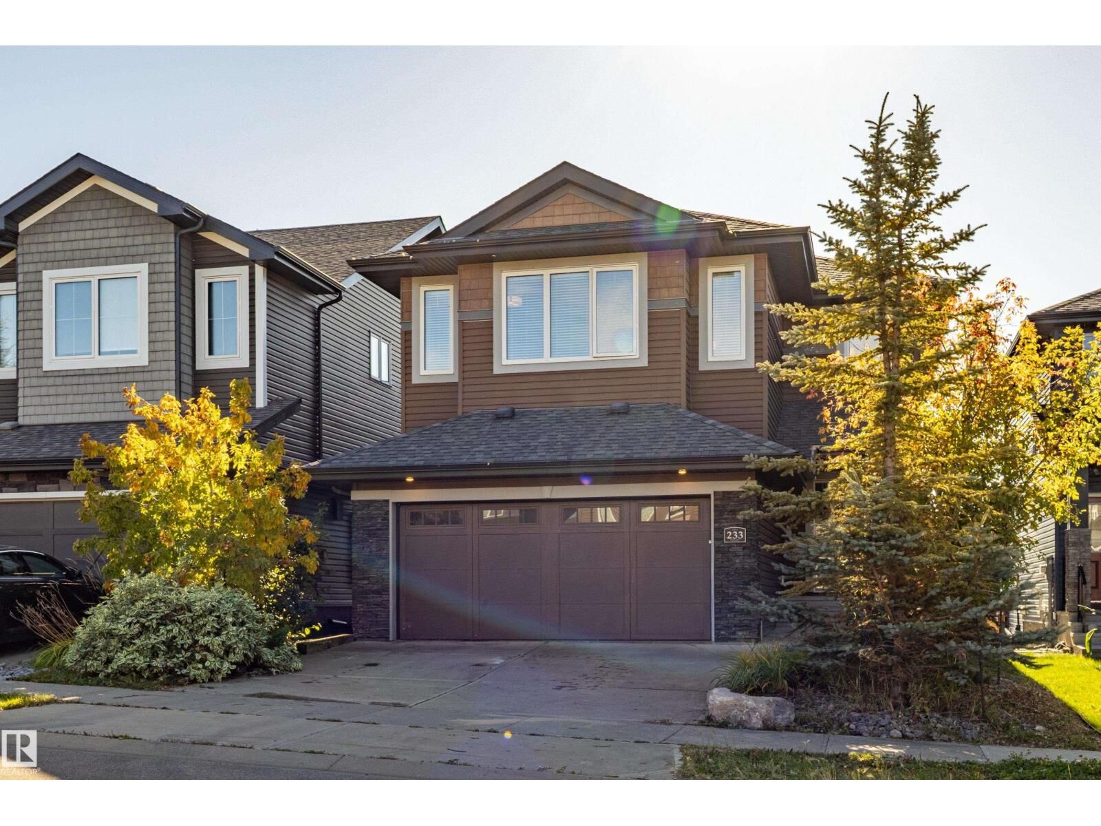 Property Photo: 233 Hawks Ridge Bv NW AB T5S 0M1