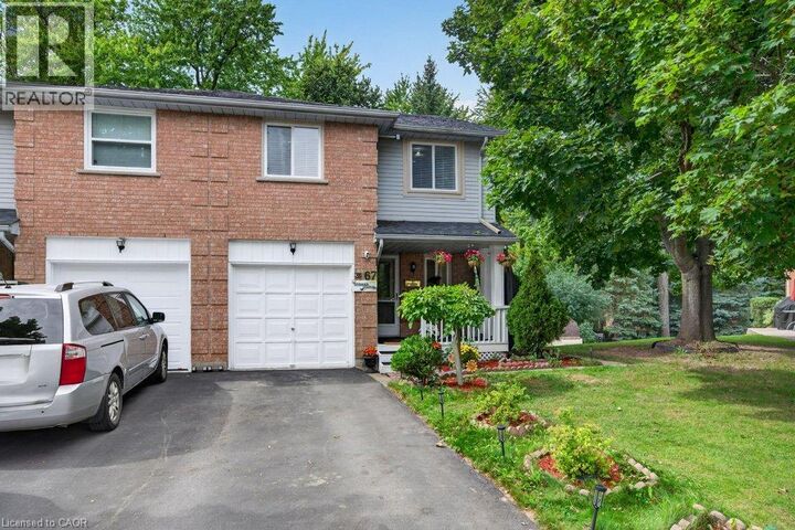 Property Photo:  67 Grandridge Crescent  ON N1H 8G3 