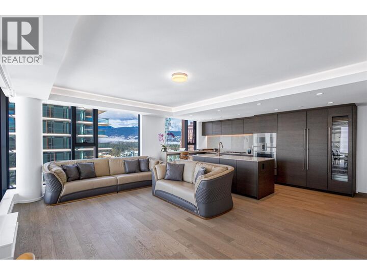 Property Photo: 1408 Robson St 2601 BC V6G 1B9