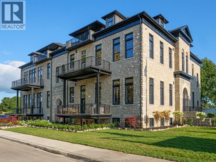 Property Photo:  247 Brock Street 103  ON N9V 2H4 