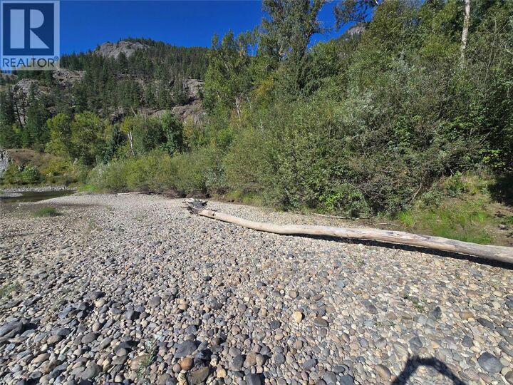 Property Photo:  4504 Yellowhead Highway South  BC V0E 2C0 
