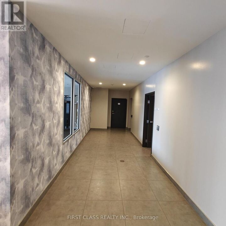 Property Photo:  716 Main Street East 808  ON L9T 0K9 