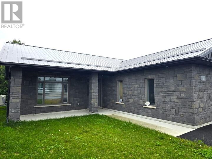Property Photo:  51 Oak St  ON P0M 1H0 
