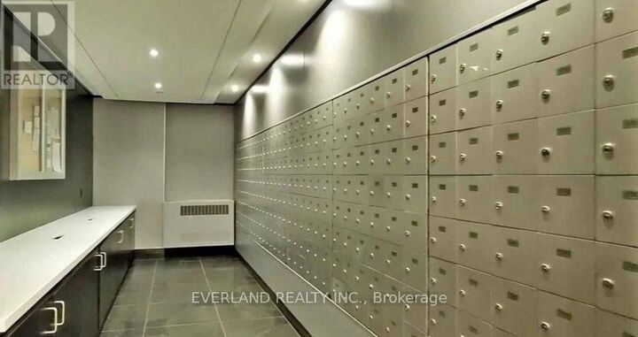 Property Photo:  210 Victoria Street 907  ON M5B 2R3 