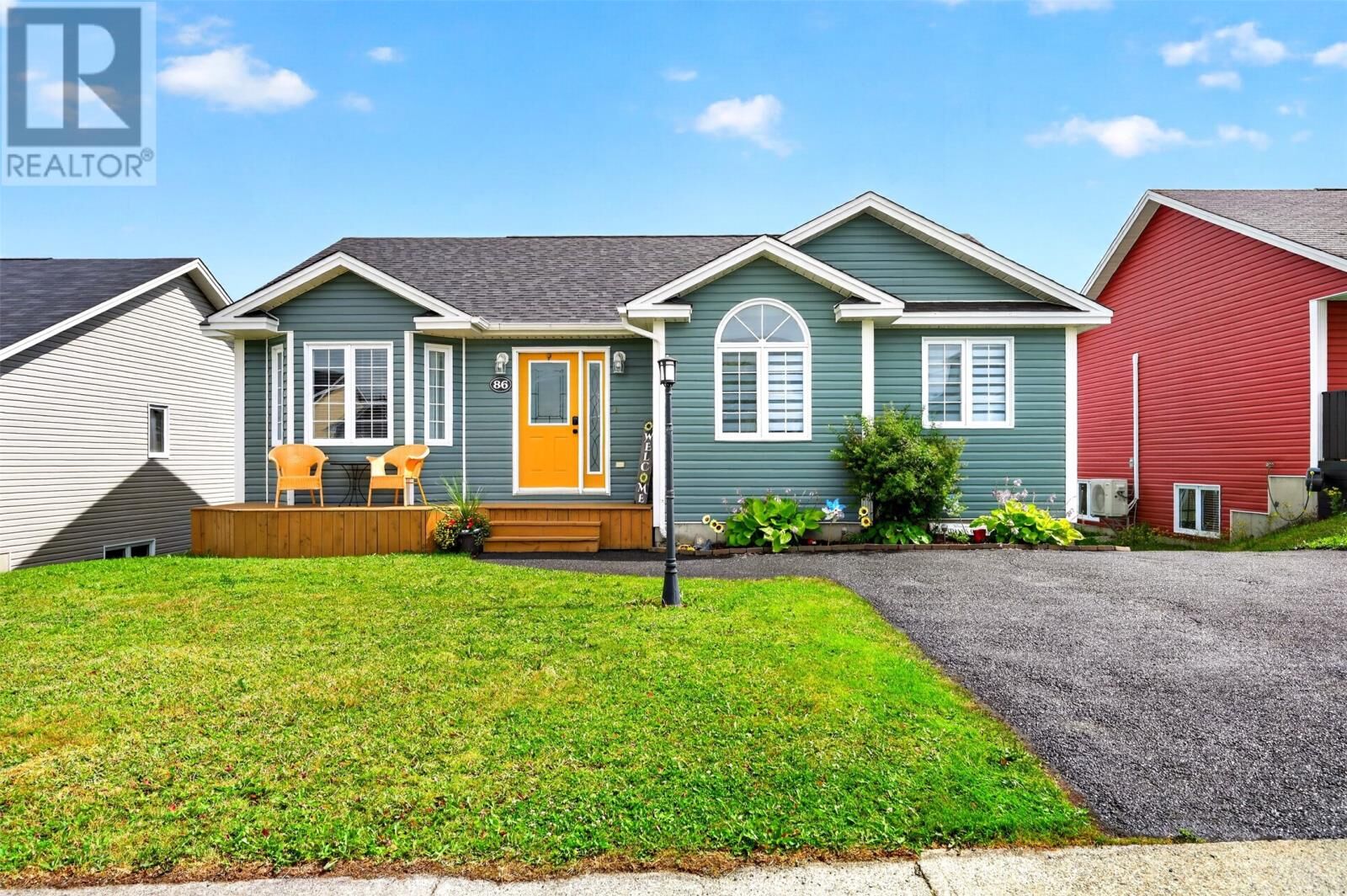 Property Photo:  86 Hollyberry Drive  NL A1L 0C1 