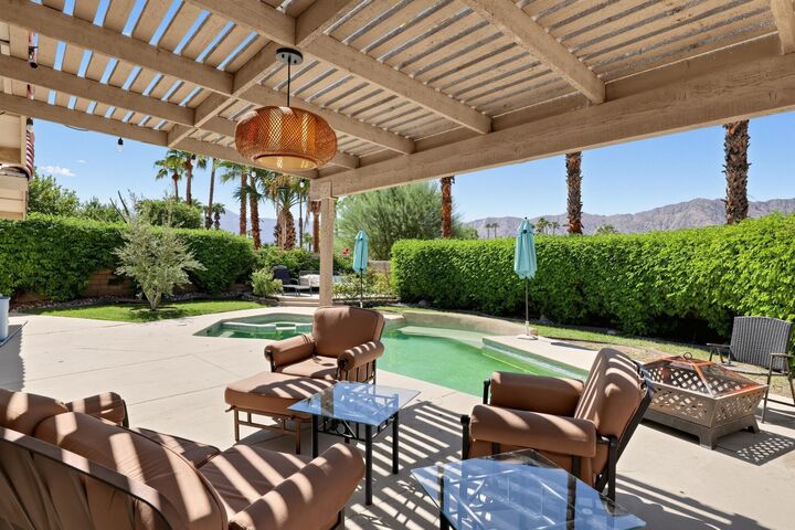 Property Photo:  49185 Balada Court  CA 92253 