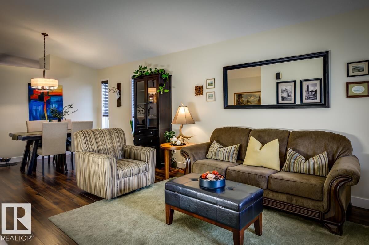 Property Photo:  3 Rue Brunelle  AB T4X 1P5 
