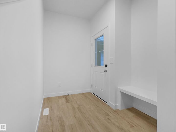 Property Photo:  2220 Crossbill Link NW  AB T5S 0Y6 