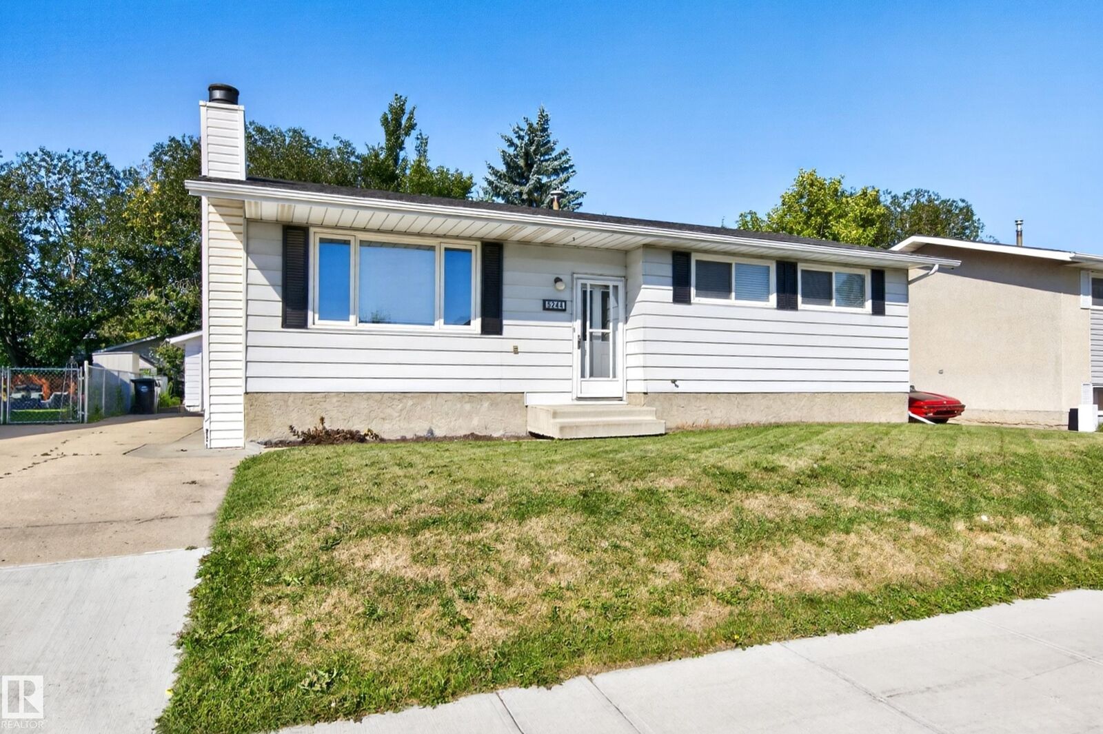Property Photo:  5244 52 Street  AB T9E 5P6 