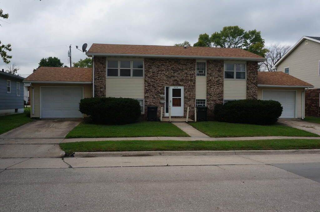 Property Photo:  426 North 27th Street  IA 50501 