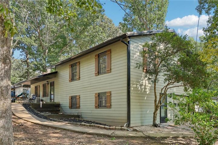 Property Photo: 5752 Oak Grove Drive GA 30102