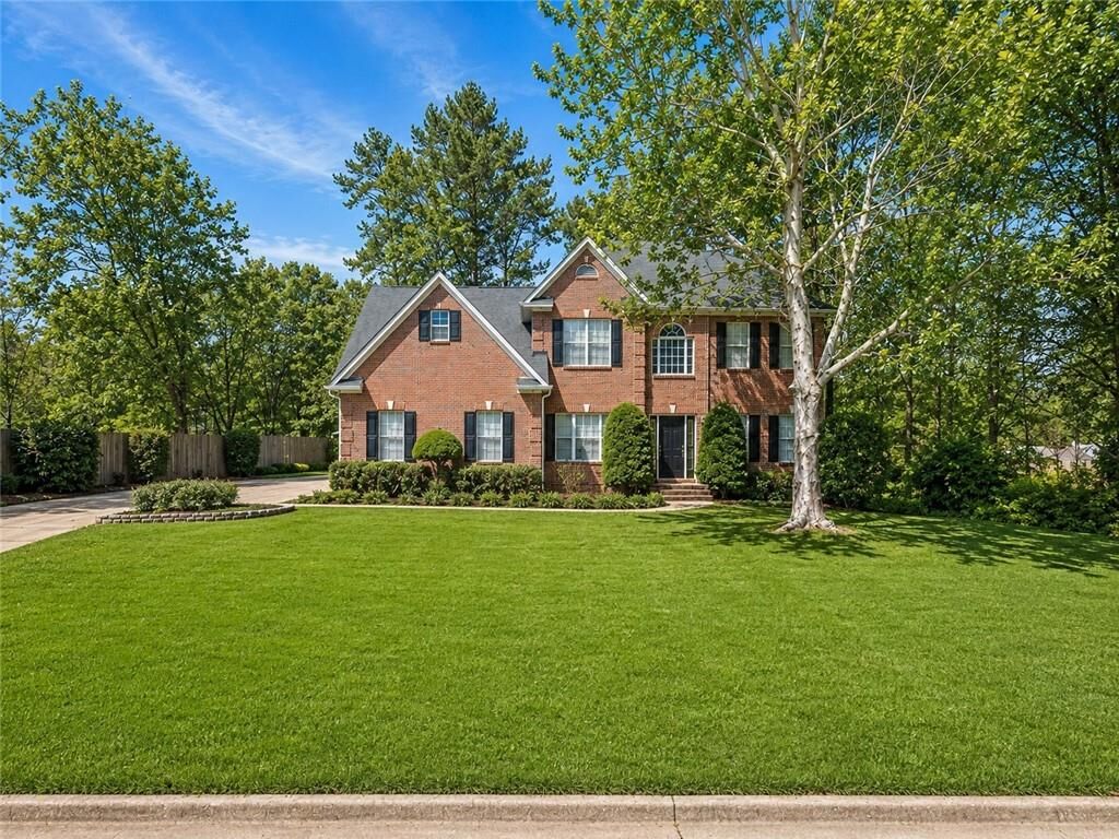 Property Photo: 1343 Windsor Glen Drive GA 30134