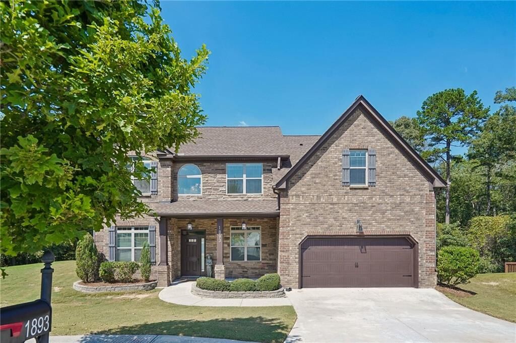 Property Photo:  1893 Weatherby Way Court  GA 30019 