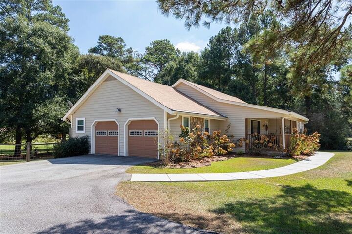 Property Photo:  110 Allenwood Road  GA 30214 