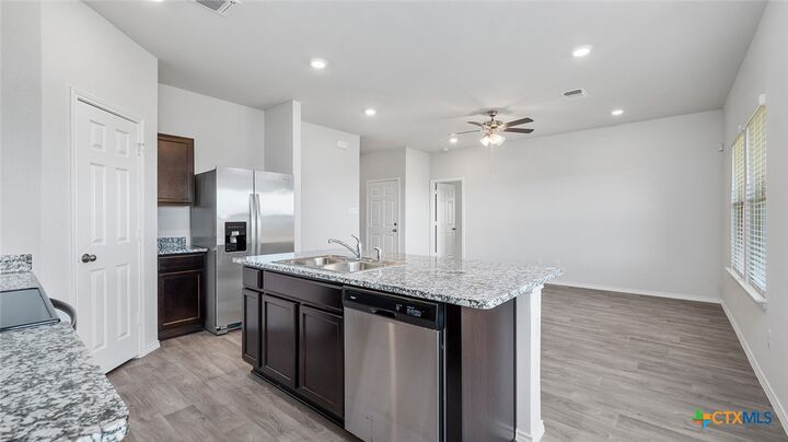 Property Photo:  6901 Fread Drive  TX 76549 