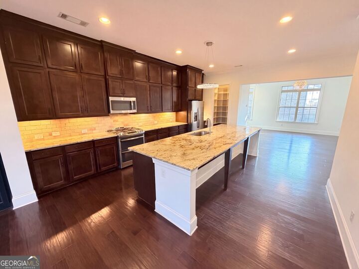 Property Photo:  2256 Royal Vineyard Lane SE  GA 30080 