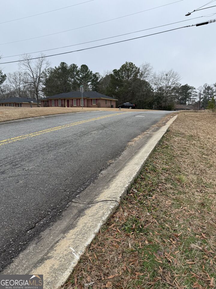 Property Photo: 1820 North Ridge Drive NE Unit A GA 31061