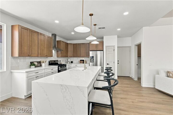 Property Photo: 8725 Butterchurn Avenue NV 89143