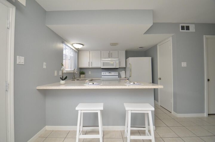 Property Photo: 10018 Knoboak Drive 13 TX 77080