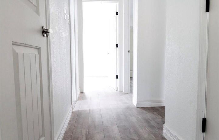 Property Photo:  124 W Whitney  TX 77018 
