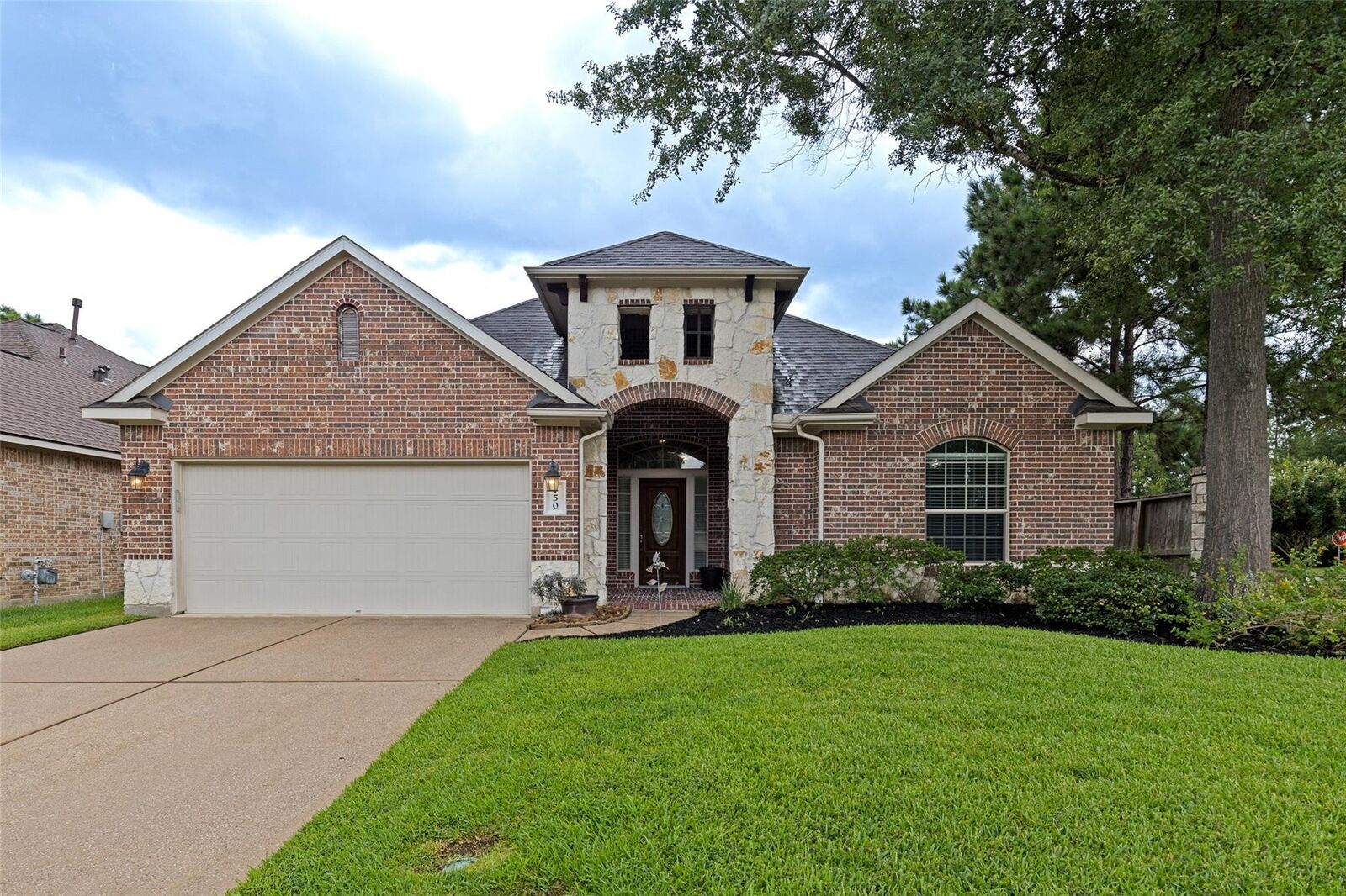 Property Photo:  150 Magnolia Grove Lane  TX 77384 