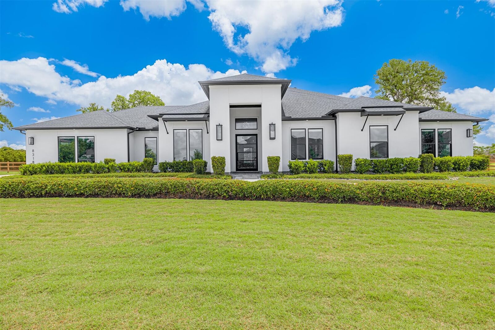 Property Photo: 8318 Woods Hollow Trail TX 77406