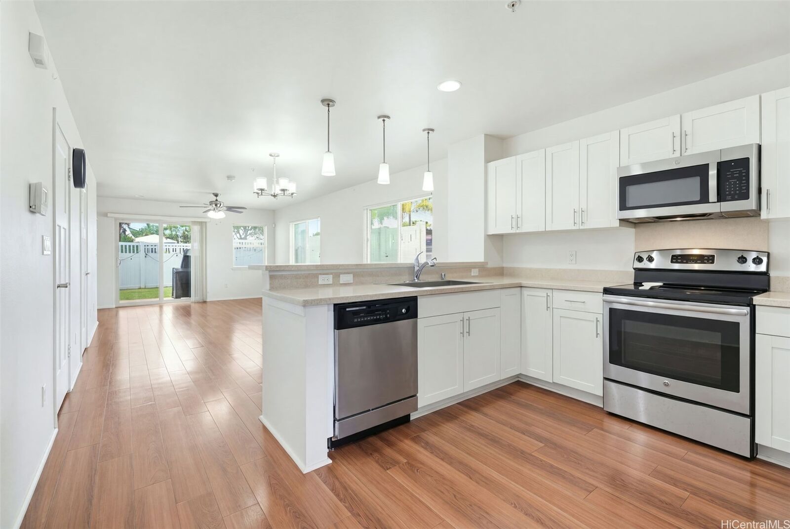 Property Photo: 801 Kakala Street 706 HI 96707