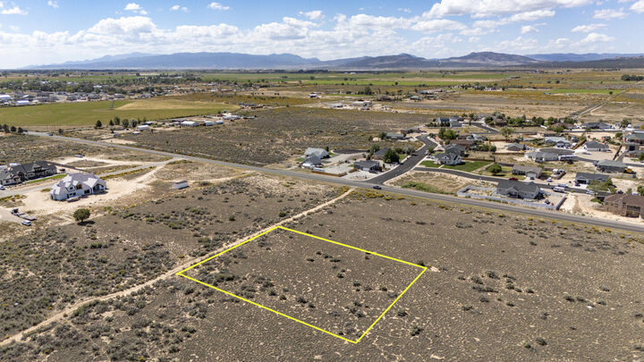 Property Photo: 1 Acre Lot 8 Blk D Midvalley Acres UT 84721