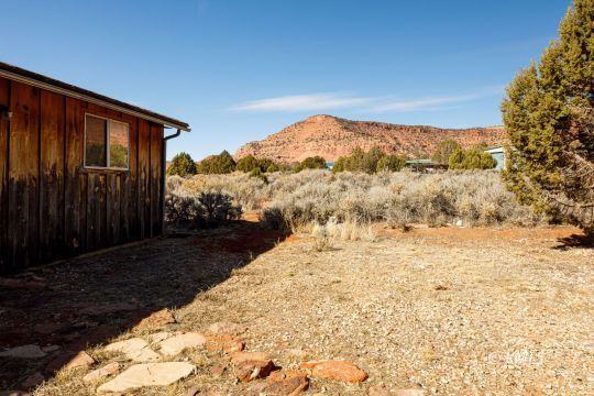 Property Photo: 6026 E Zion Rd UT 84741