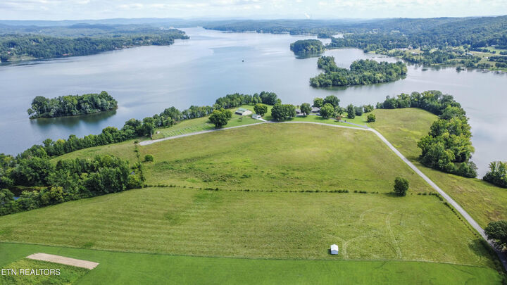 Property Photo: Browns Peninsula Tract 8 TN 37763