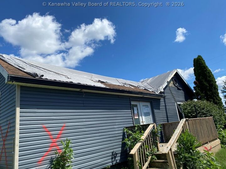 Property Photo:  1901 7th Avenue  WV 26101 