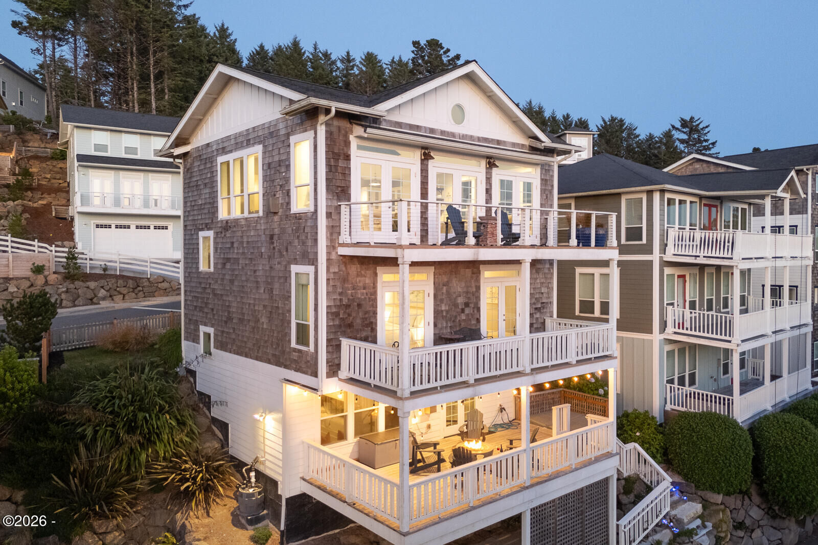 Property Photo: 2533 SW Coral Avenue OR 97367