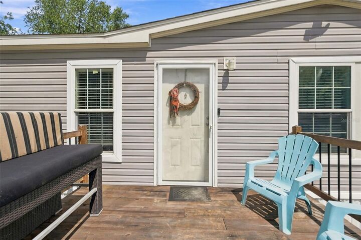 Property Photo:  15247 Loma Avenue  FL 34610 