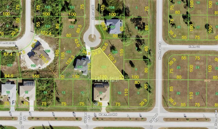 Property Photo:  1 Pennant Place  FL 33946 