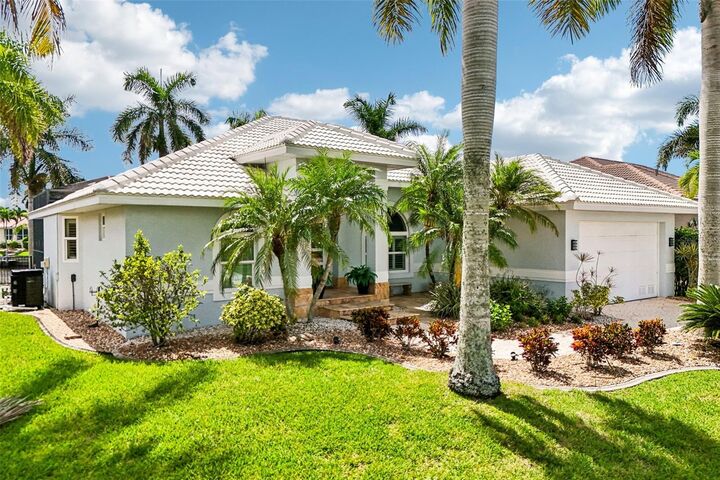 Property Photo: 1217 Sea Breeze Court FL 33950
