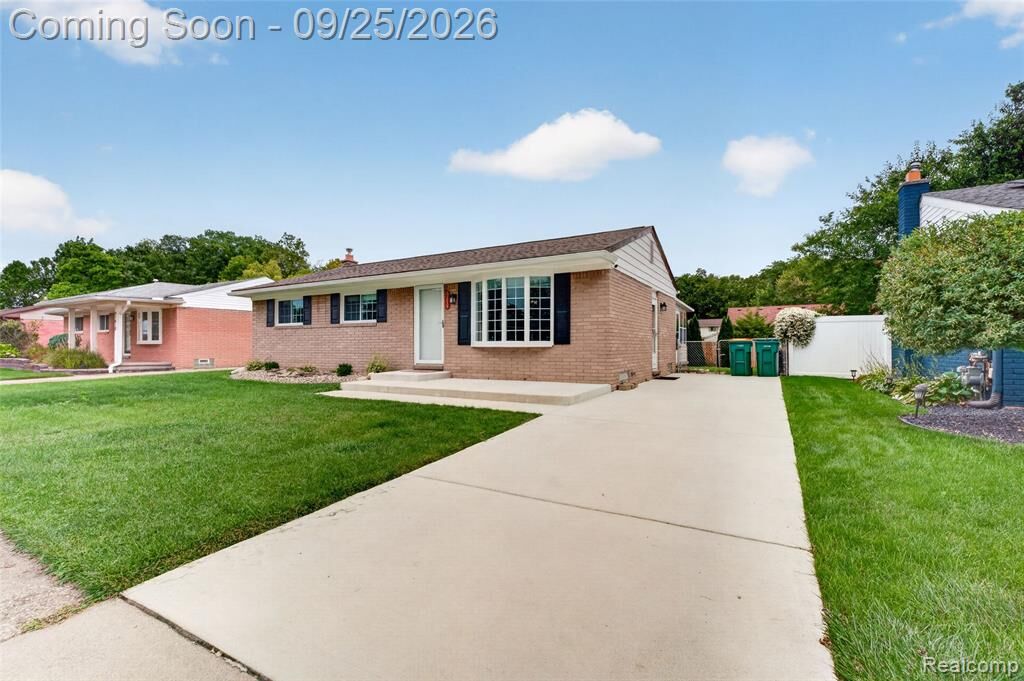 Property Photo: 27635 Weddel Avenue MI 48183 5915