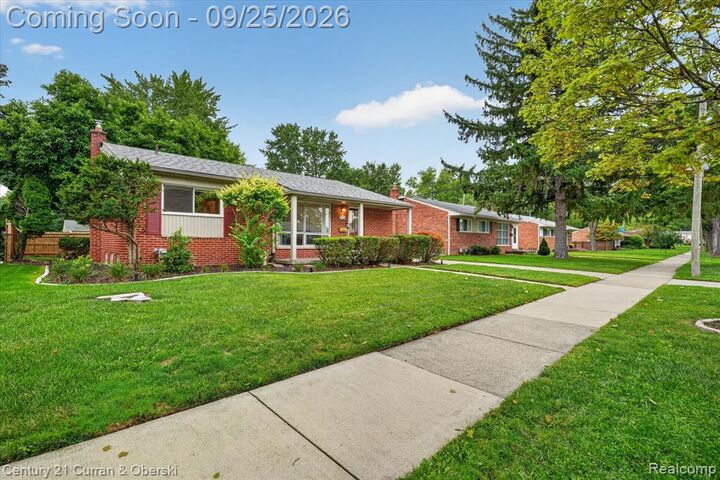 Property Photo:  1382 Key West Drive  MI 48083 1033 
