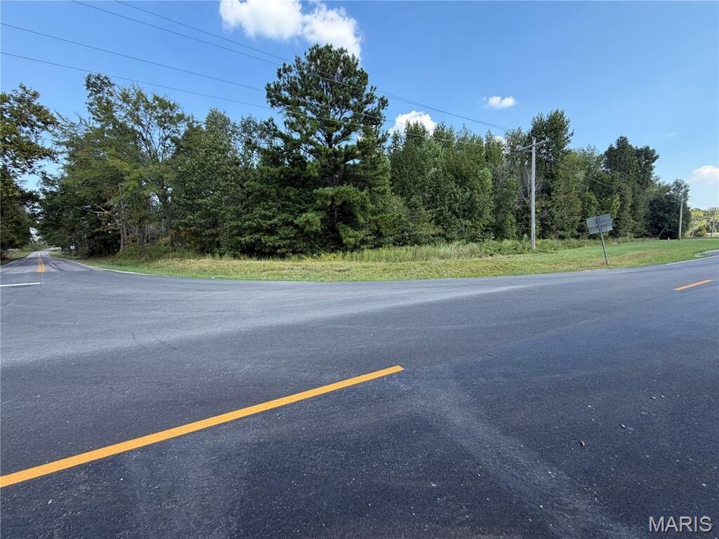 Property Photo: O O&Ampw Highway MO 63901