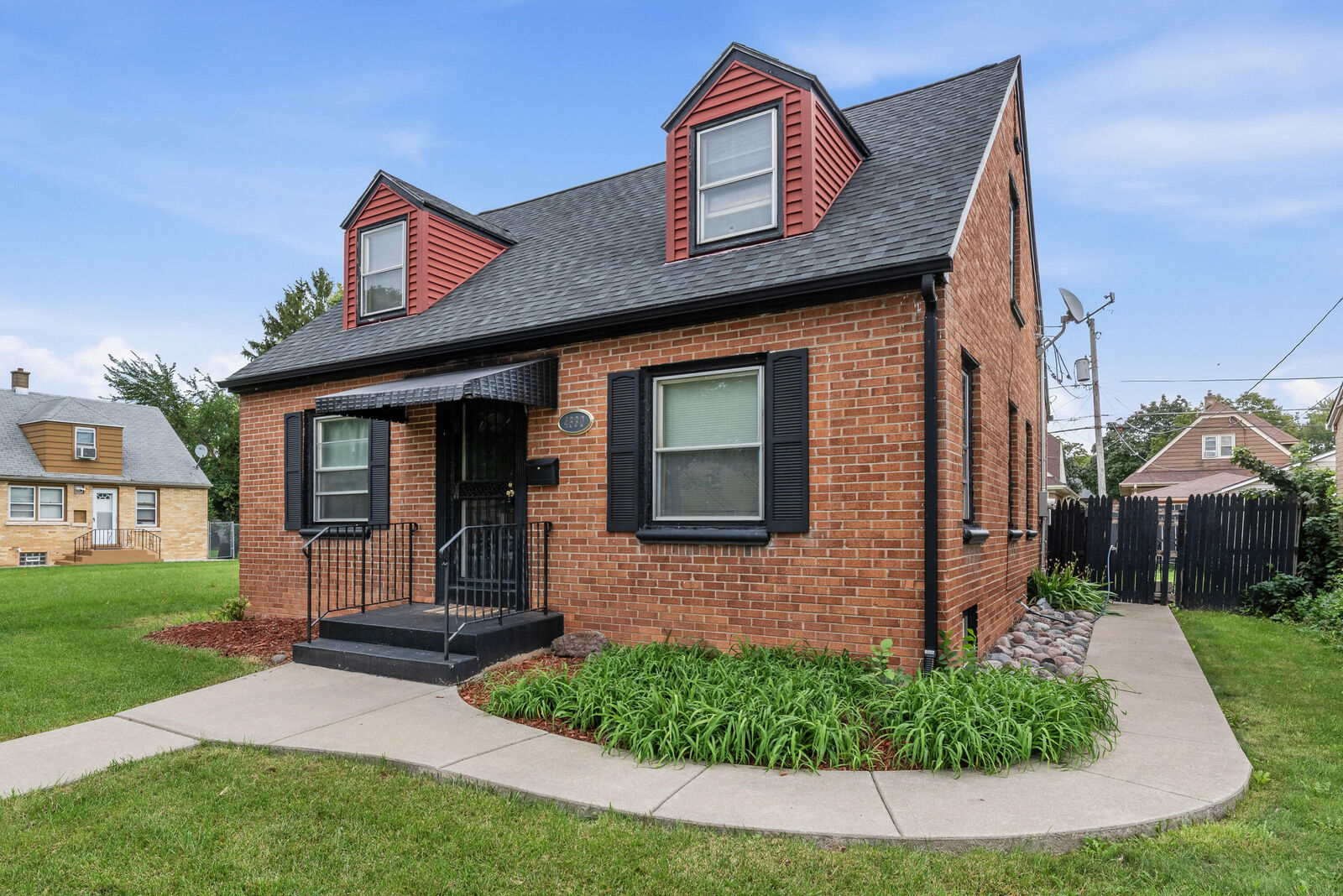 Property Photo:  4530 N 42nd St  WI 53209 