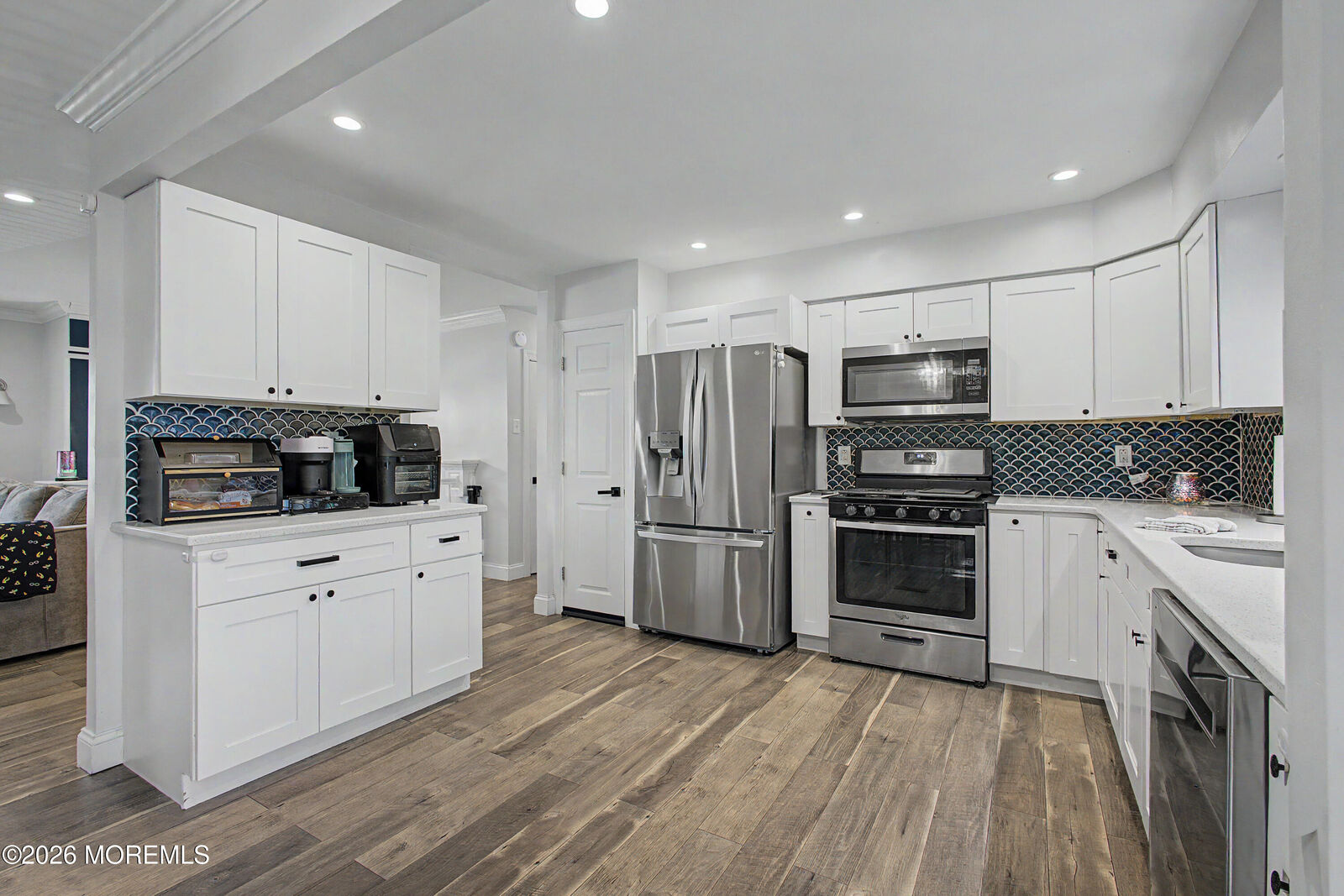 Property Photo:  18 Sandal Lane  NJ 08046 