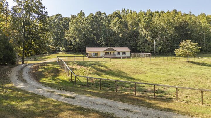 Property Photo:  1823 Clifton Turnpike Rd  TN 38485 