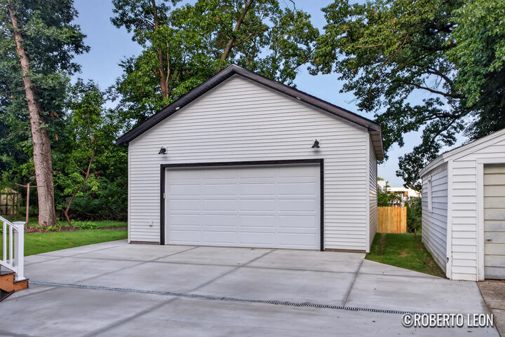Property Photo:  5109 Carson Avenue SW  MI 49548 