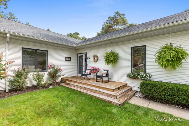 Property Photo: 13342 Forest Park Drive MI 49417