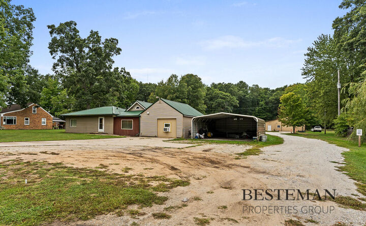 Property Photo:  5449 Holton Road  MI 49457 