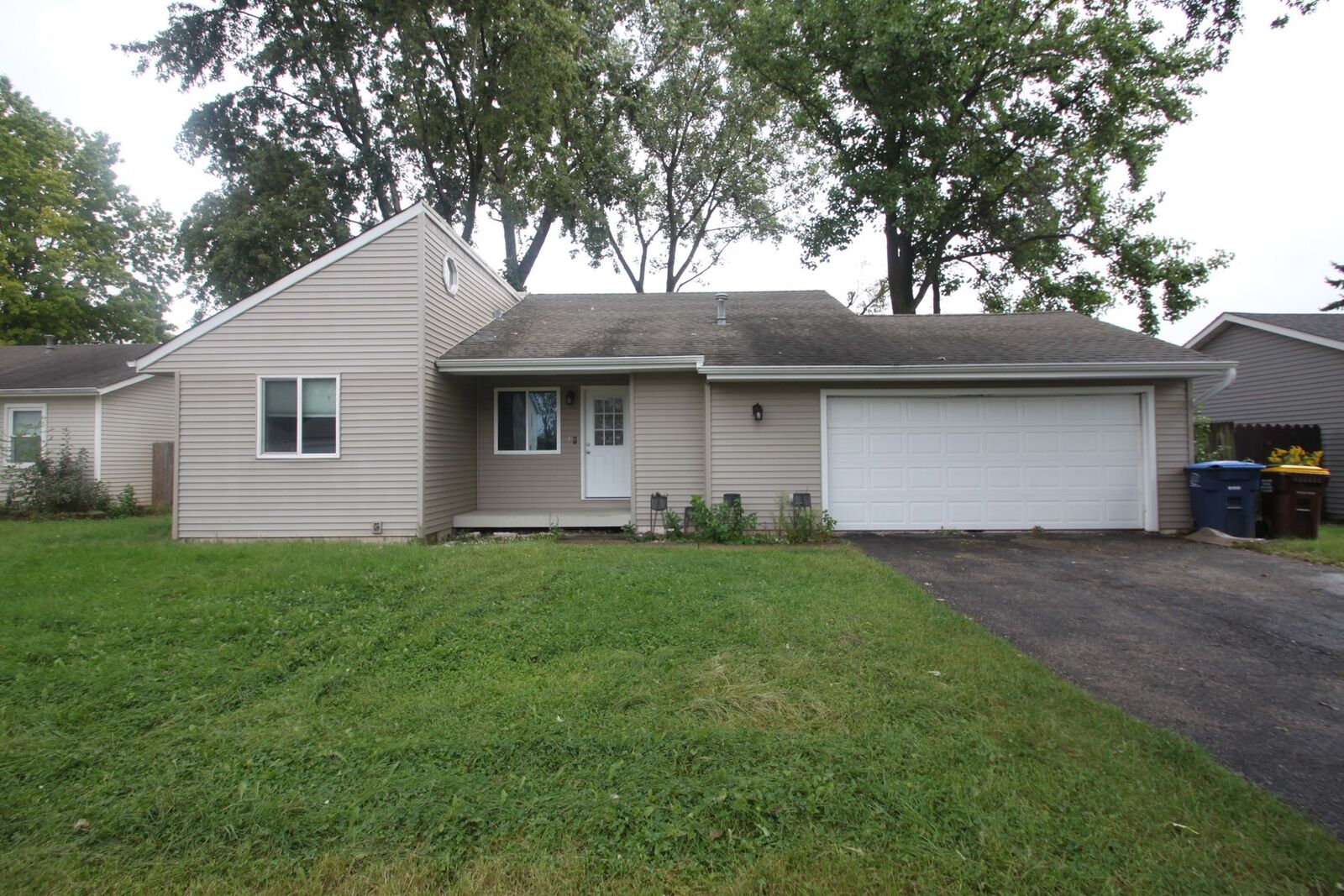 Property Photo: 1822 14th Avenue IL 61008