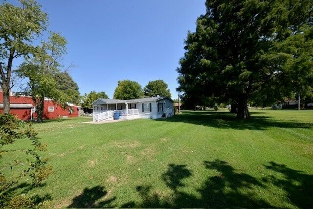 Property Photo:  204 S Main Street  IL 62810 