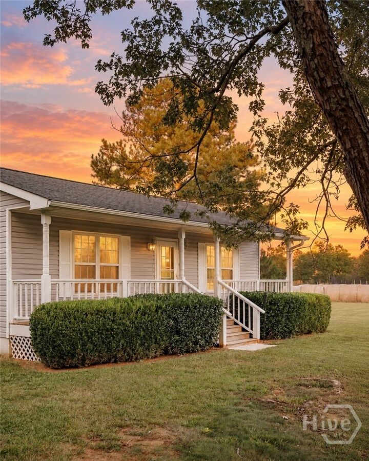 Property Photo: 984 Arnoldsville Road GA 30683
