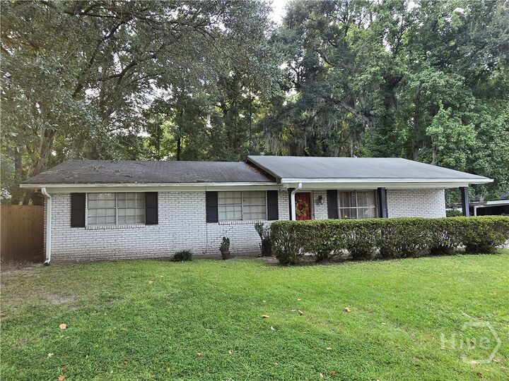 Property Photo:  3004 Young Avenue  GA 31404 